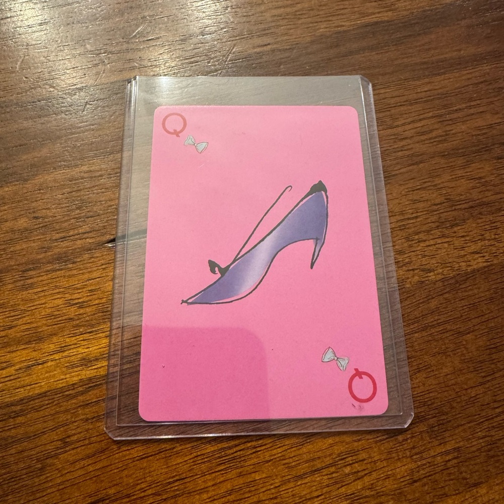 🌹 Marc‎ Jacobs Playing Card - Queen of Shoes